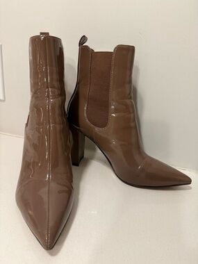 Nine West Nude Colour Patent Pointed Chelsea Booties